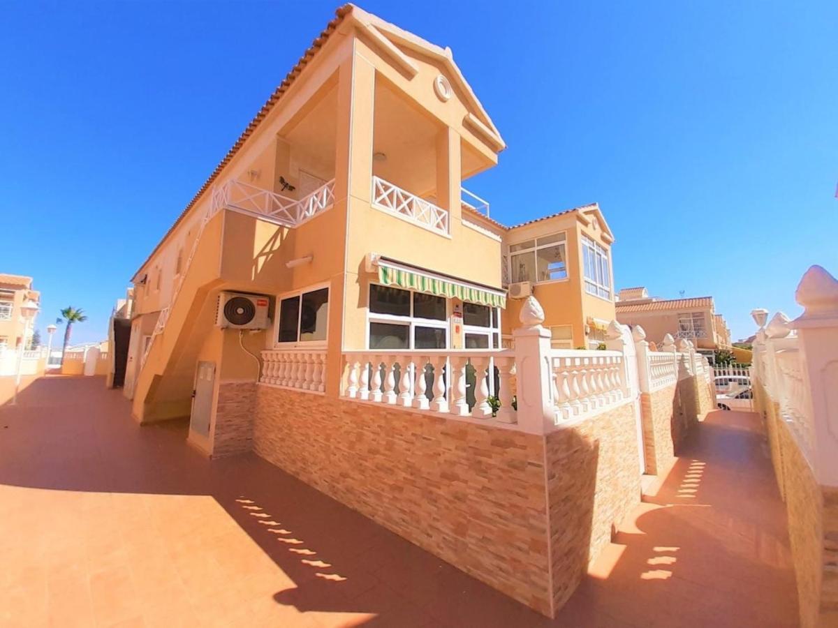 Casa Alegria Apartment With Pool تورّيفيِخا المظهر الخارجي الصورة