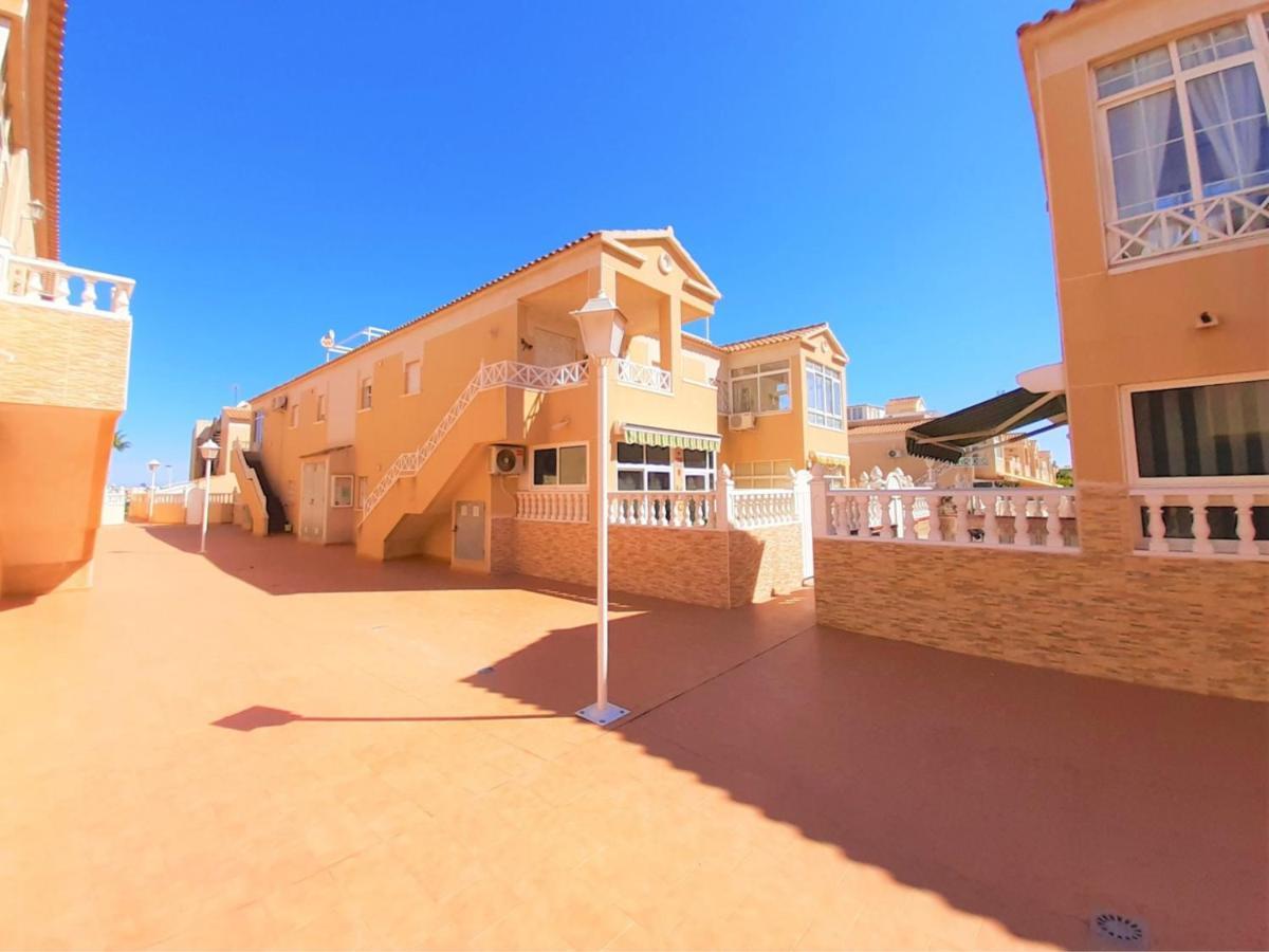 Casa Alegria Apartment With Pool تورّيفيِخا المظهر الخارجي الصورة