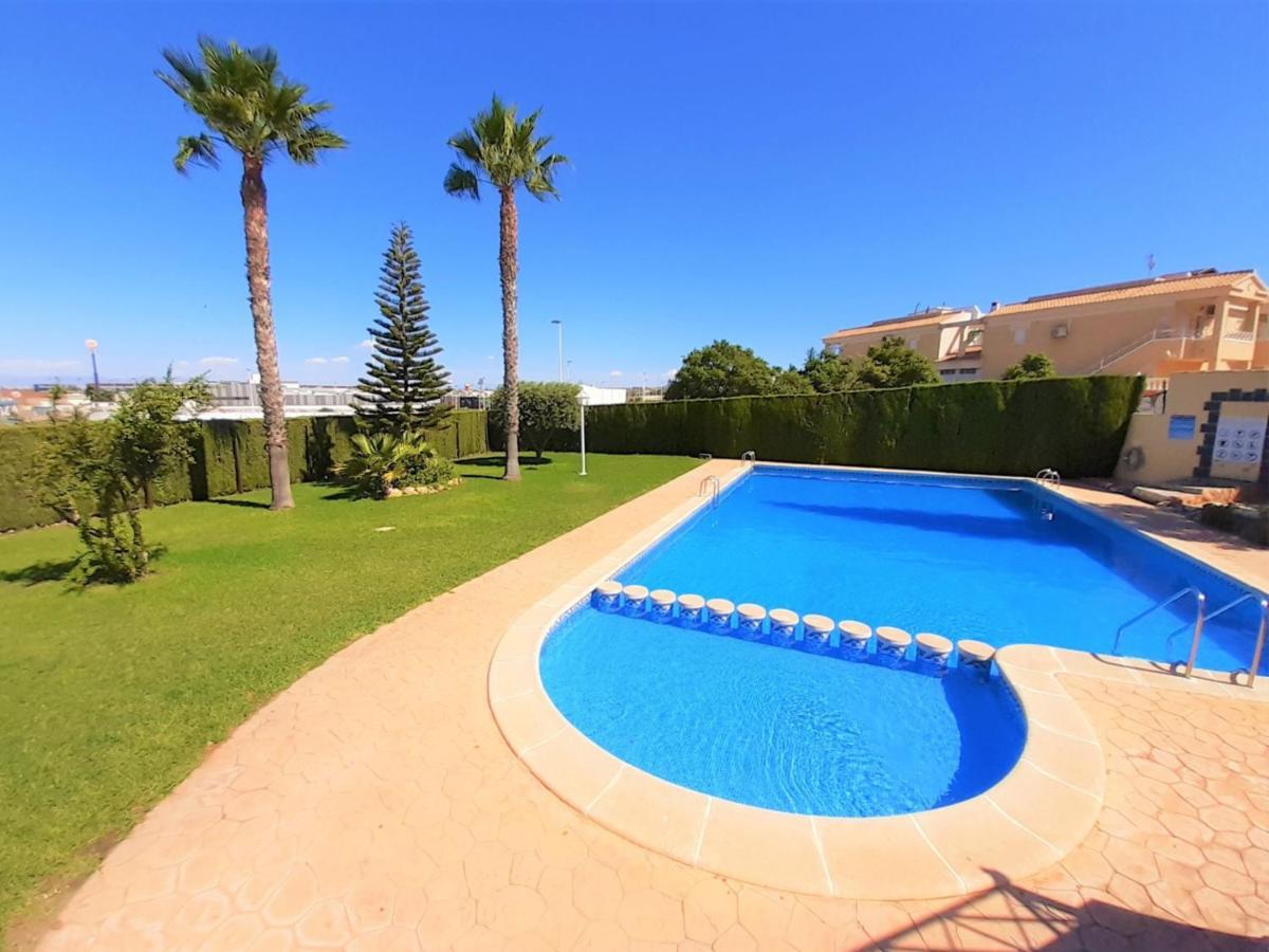 Casa Alegria Apartment With Pool تورّيفيِخا المظهر الخارجي الصورة