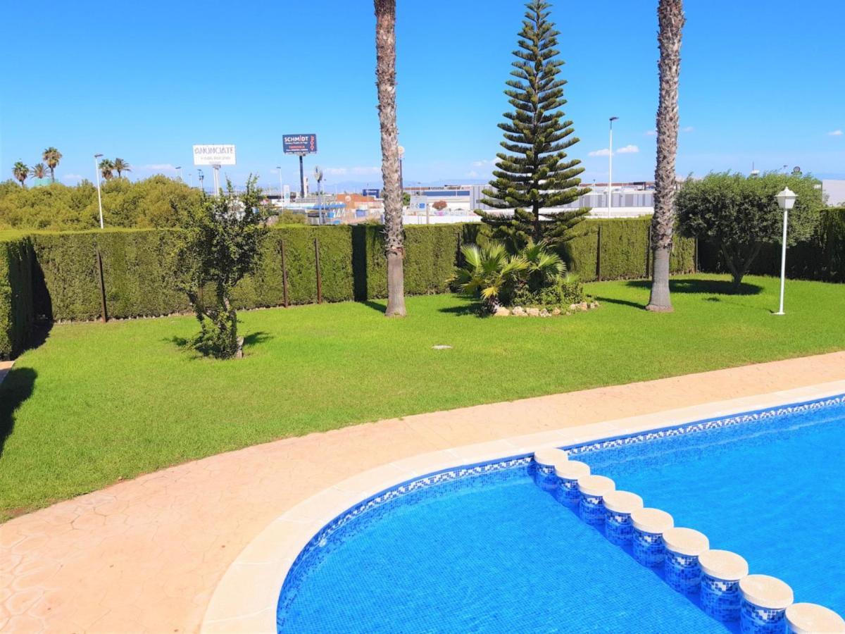 Casa Alegria Apartment With Pool تورّيفيِخا المظهر الخارجي الصورة